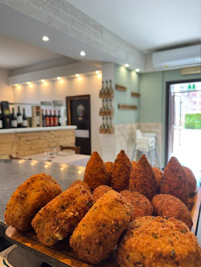 Un Tavolino sullo Stretto - 6