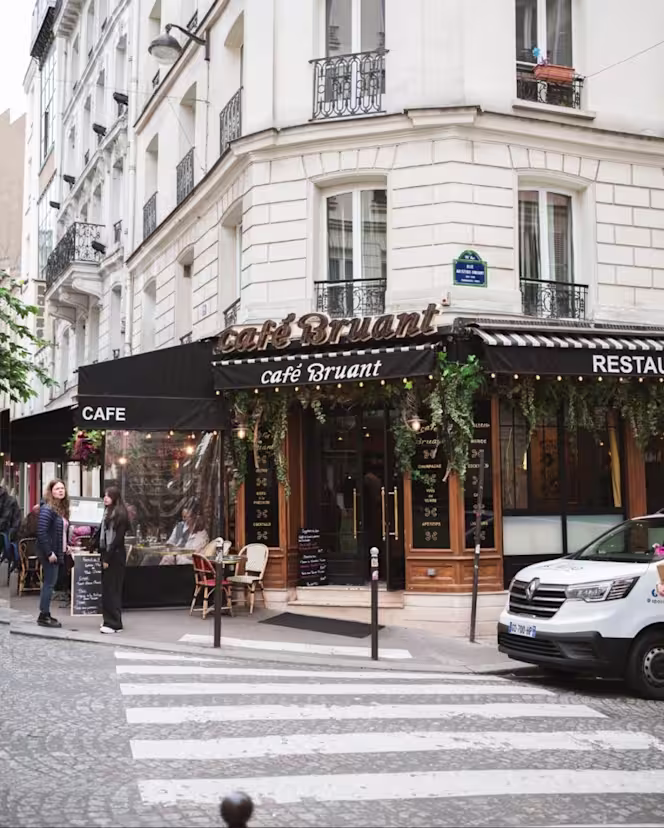 Café Bruant - 0