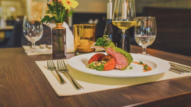 Nuhr Medical Hotel & Restaurant - 9