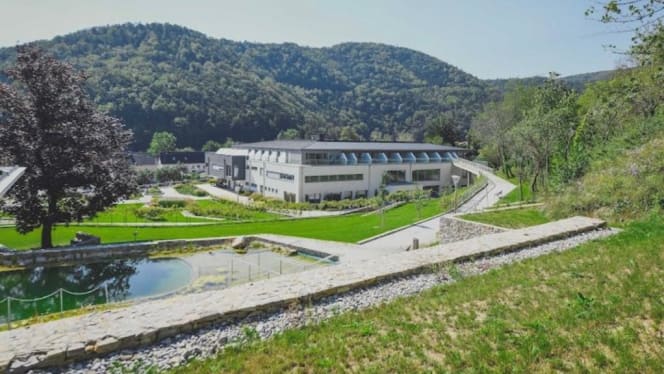 Nuhr Medical Hotel & Restaurant - 7