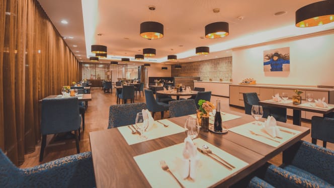 Nuhr Medical Hotel & Restaurant - 0