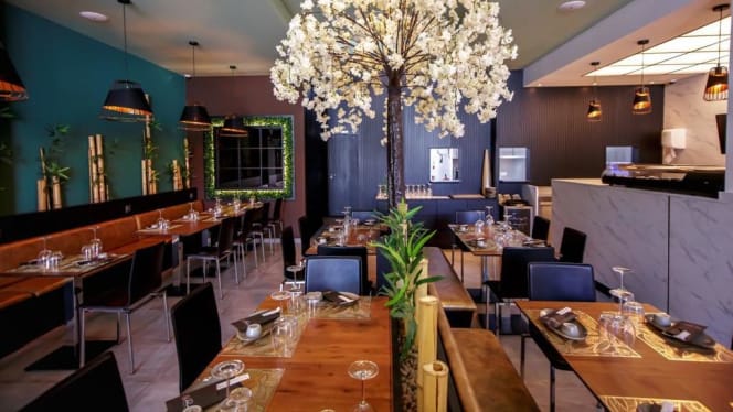 Prime Sushi & Cocktail Bar - 6