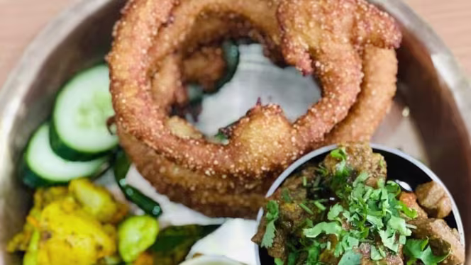 Royal Pokhara - Paris - 1