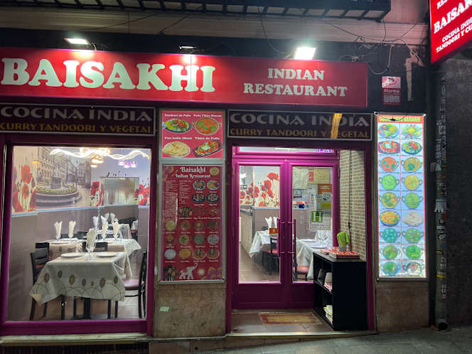 Baisakhi Indian Restaurant - 9