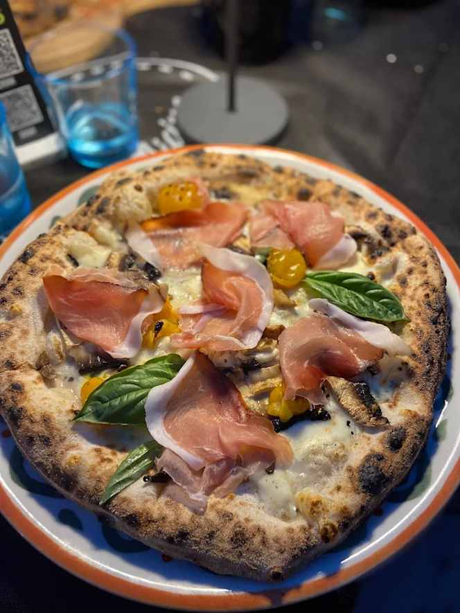 Bollicine Pizza & Cucina - 9