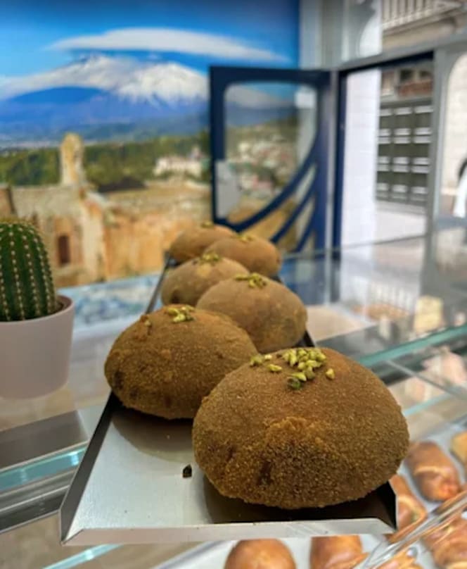 Assettiti e mangia - 6