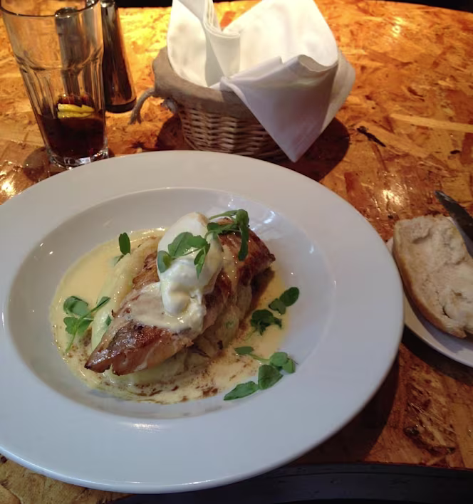 Coopers Restaurant & Bar - 8