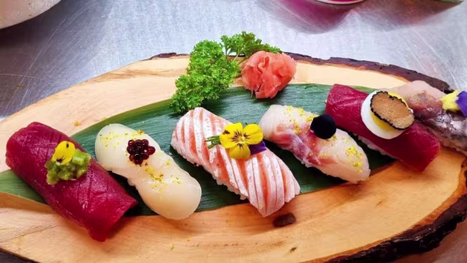 Miss Sushi Japanese - 5