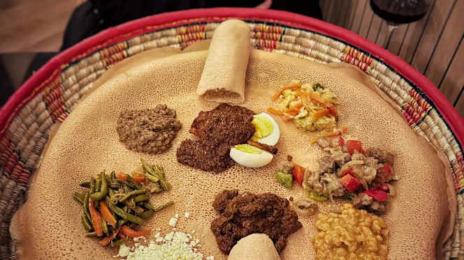 Habesha Restaurant & Bar - 6