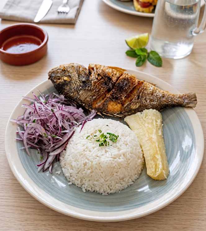 Sabor Imperial Restobar - 5