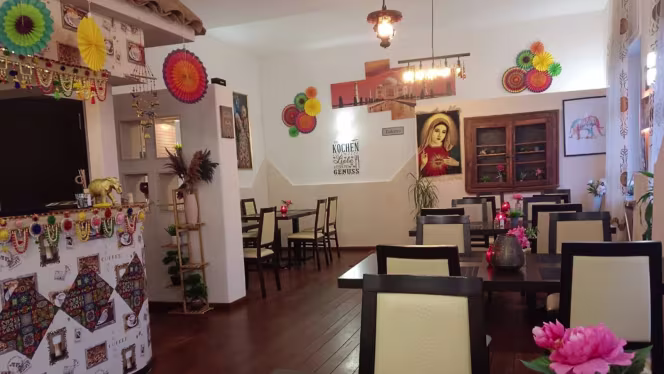 Nirwana Indische Restaurant - 2