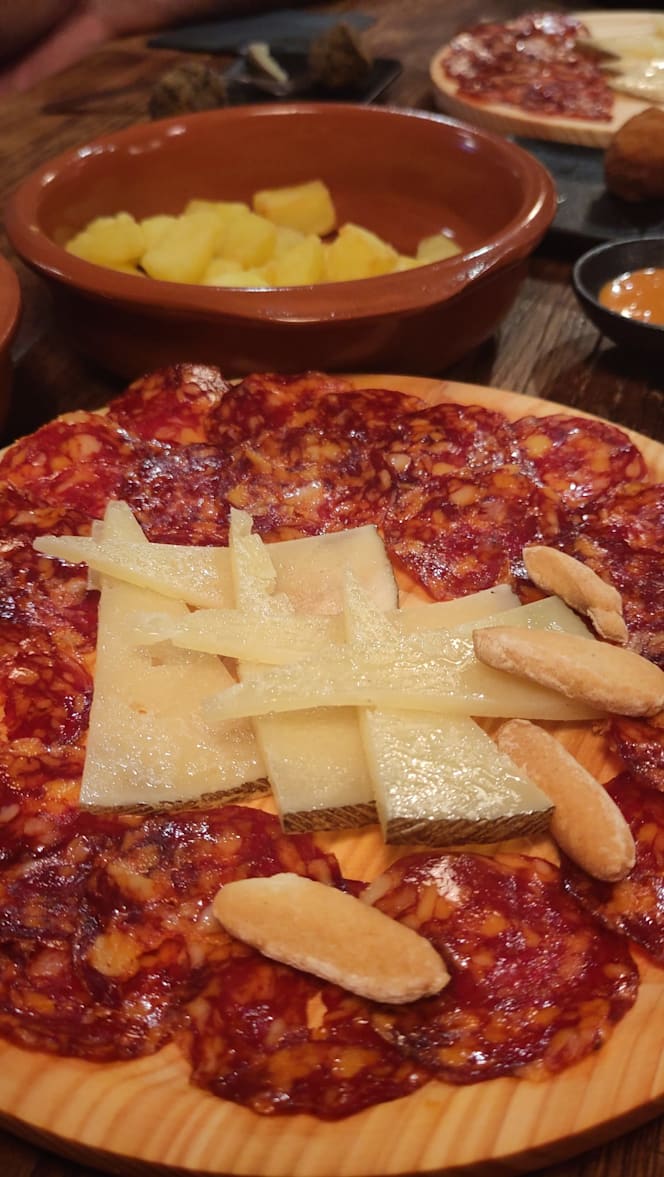 La Vinoteca Espanola - 7