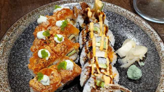 Sushi Hand Friends - 1