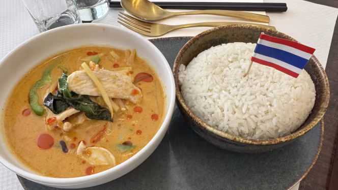 Khun ya restaurant - 5