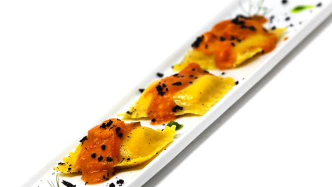 Live Fusion Restaurant - 4