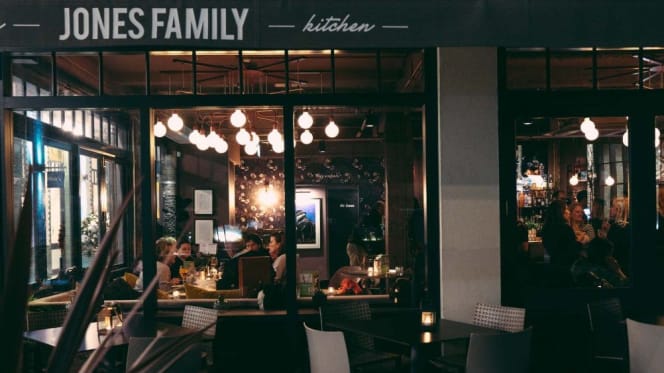 The Jones Family Kitchen - 9