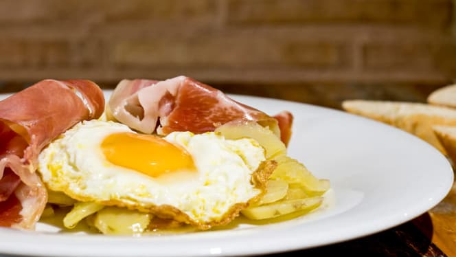 JC Ferrero Equelite Sports Academy - 2