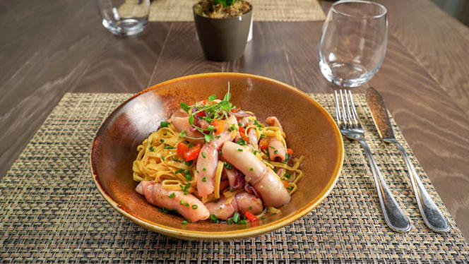 soMos Restaurant & Lounge - 3