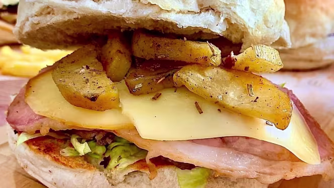 Monaco Diner Hamburgeria - 4