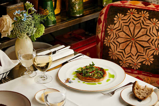 Refuel Bar & Restaurant - London - 3