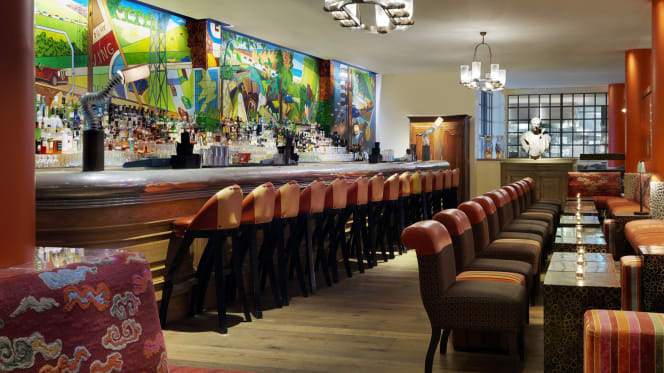 Refuel Bar & Restaurant - London - 6