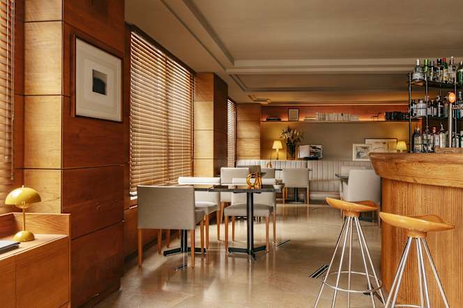 East 47 - Hotel Villa Real - 4