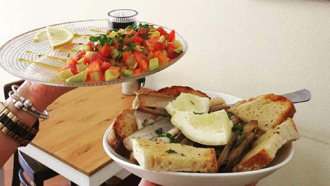 Mira Tapas & Wine - 7