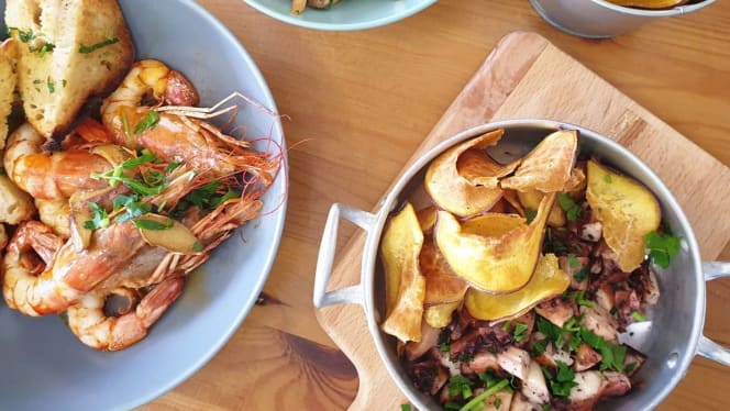 Mira Tapas & Wine - 5