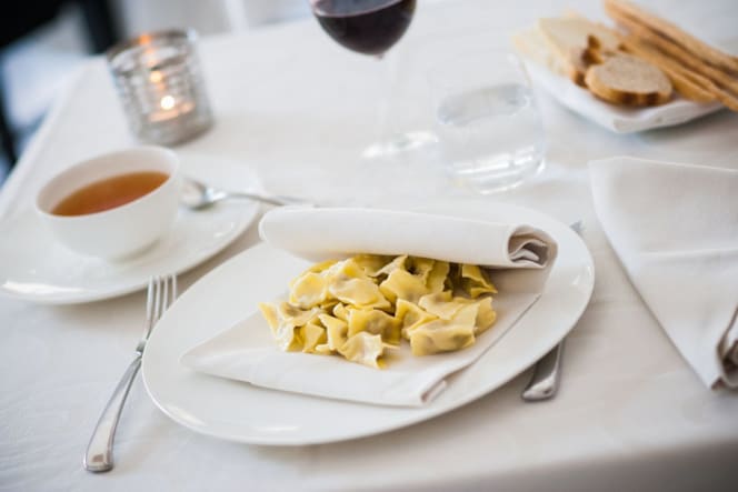 Laura's Restaurant - 0