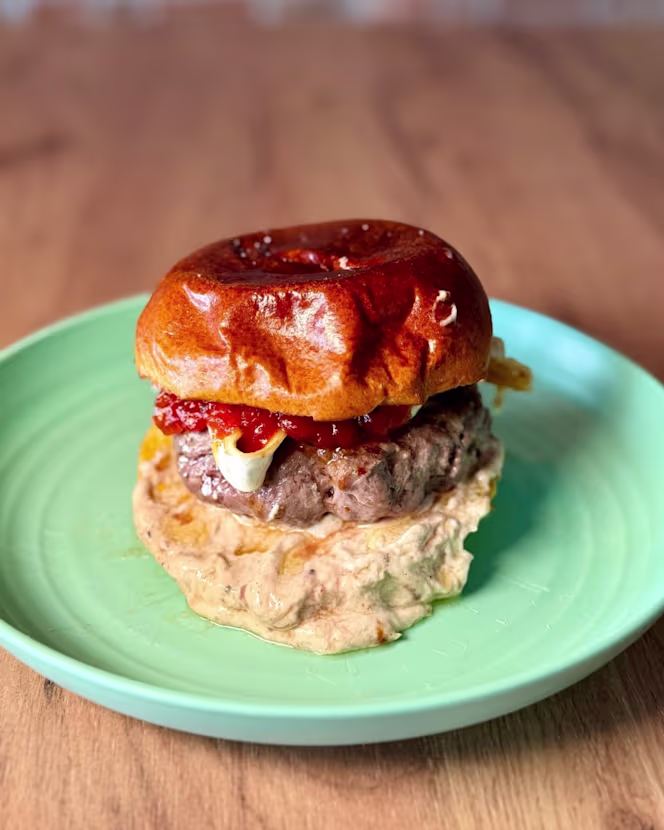 Good Chilling Burger - 3