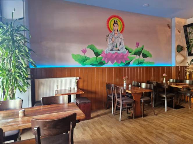 Anh Dao Restaurant - 2