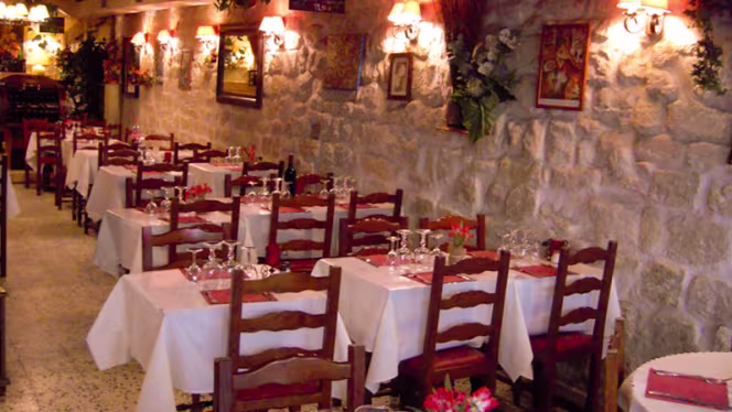 Le Petit Bistrot - 2