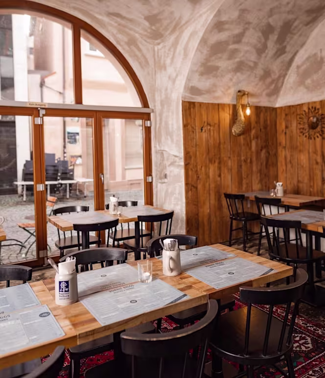 Ronnie Biggs - Burger & Drinks - 9