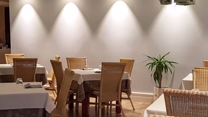 Tabula Rosa Restaurant & Pizza - 8