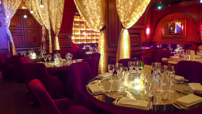 Secret Square - Paris - 8