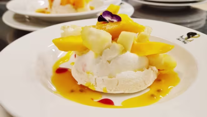 Secret Square - Paris - 1