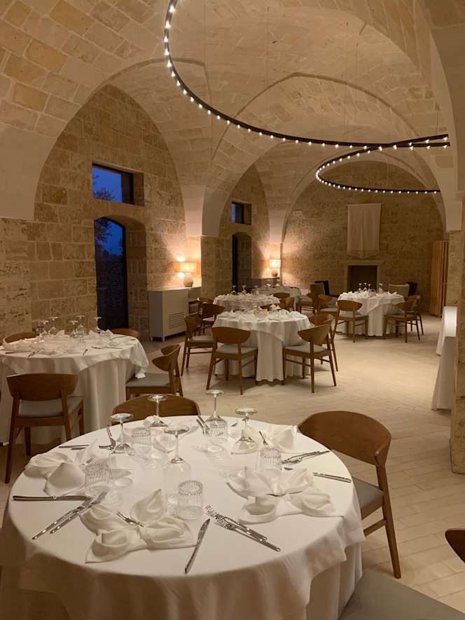 Volivo Restaurant By Secolario - 1