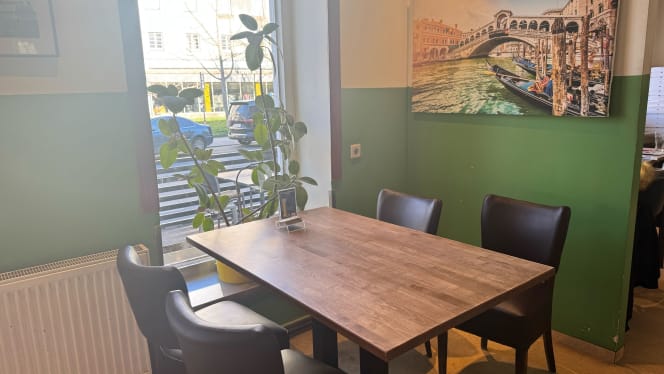 Holzofenpizzeria & Ristorante Nino - 8