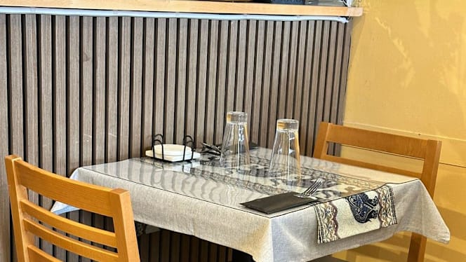 Curry ‘N’ Grill house - 0