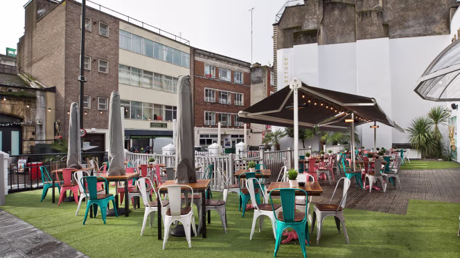 Slug & Lettuce Bristol City Centre - 4