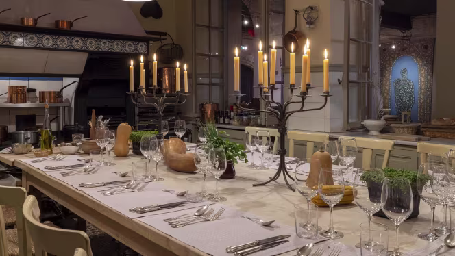 La Table Haute – La Mirande - Avignon - 1