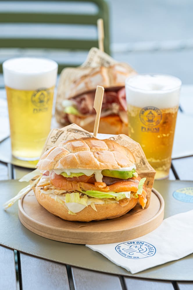 Opa Opa on the beach - 5