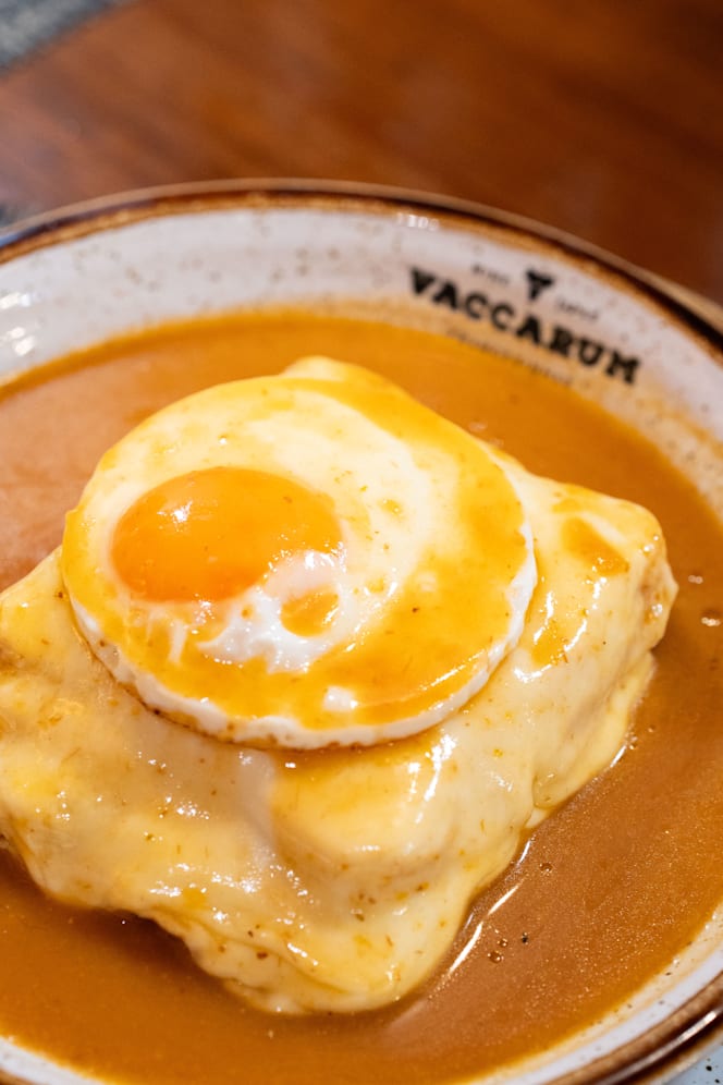 Vaccarum Francesinhas & Tapas - Bonjardim - 1