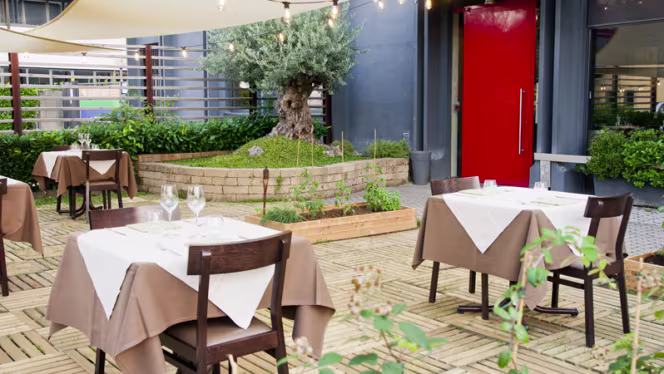 Portarossa Restaurant - 8