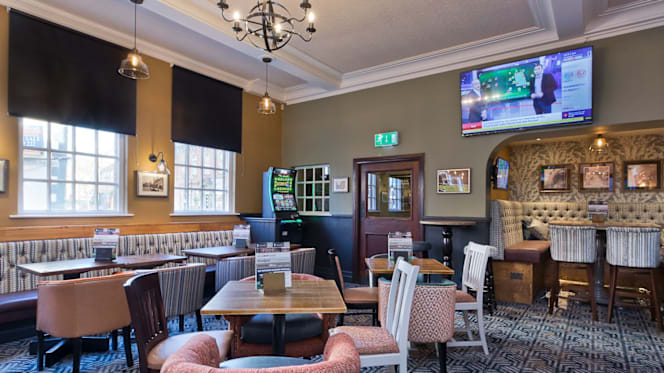 Bull Hotel Poulton Le Fylde - 7