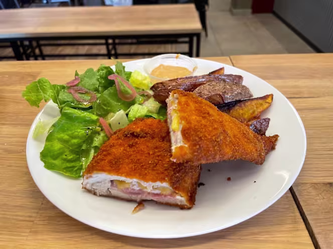 Les Halles Gourmandes - 4