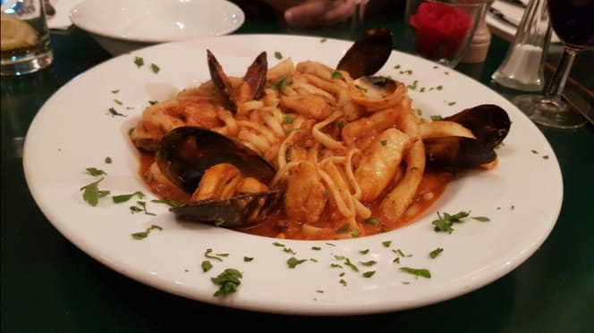 La Pizzeria Italiana - 8