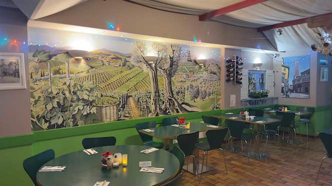 La Pizzeria Italiana - 4