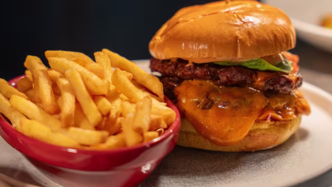 The Queens Hotel & Spa - 8