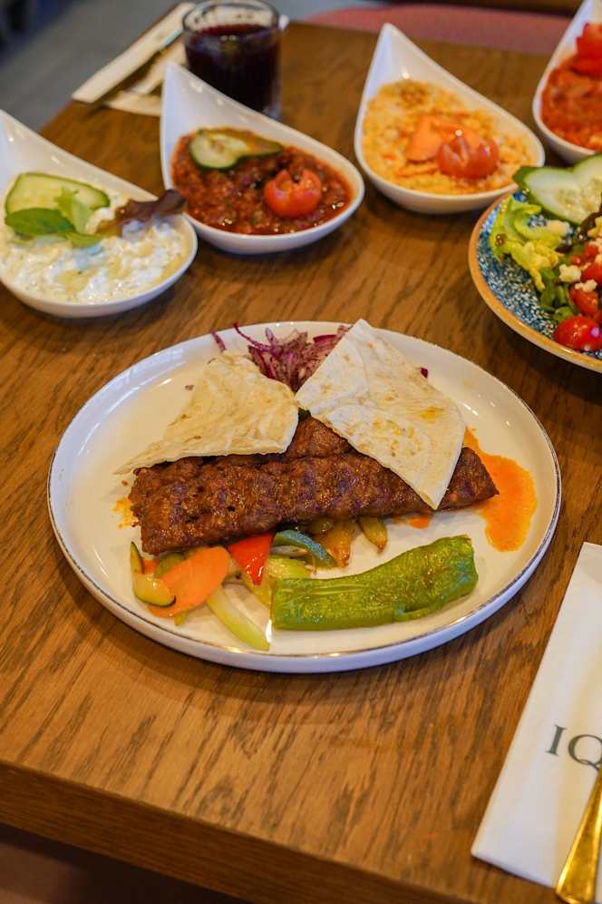 IQRAM Café & Restaurant - 0